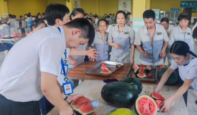 战高温，送清凉，爱心传递沁人心